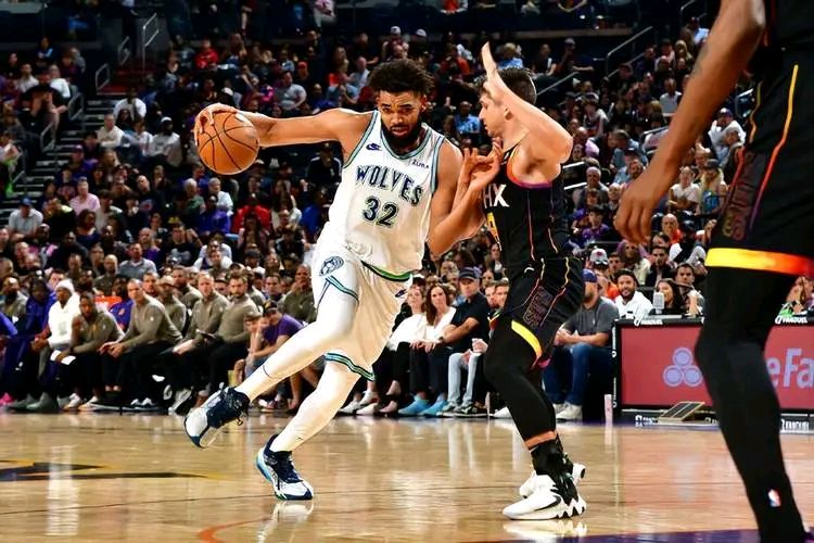  蒂姆新星表现优异表现突出，快船前途光明！引发球迷热议