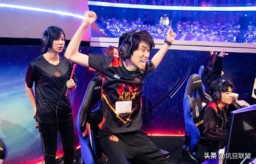 包含Doinb关键节点爆冷,SKT带队取胜!的词条 包含Doinb关键节点爆冷,SKT带队取胜!的词条